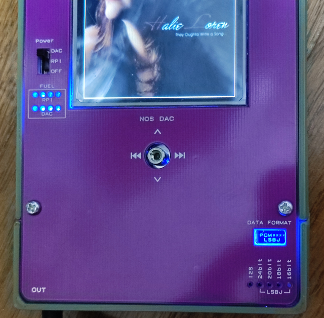 maxt.jpg maxt.jpg